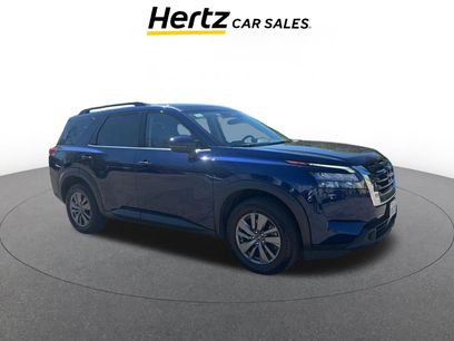 Used 2025 Nissan Pathfinder SV