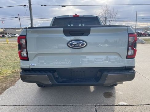 Used 2024 Ford Ranger XLT w/ FX4 Off-Road Package image 6