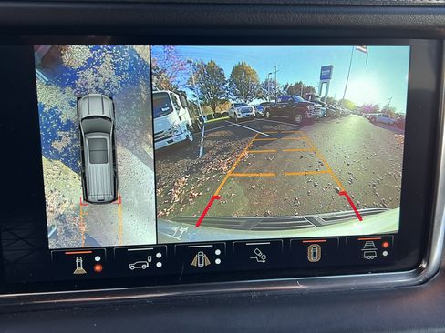 Certified 2023 GMC Yukon Denali Ultimate image 26