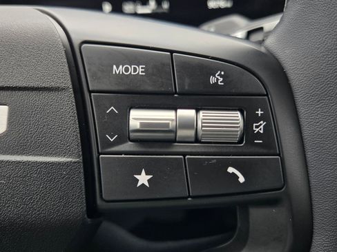 Used 2025 Kia K4 EX image 25