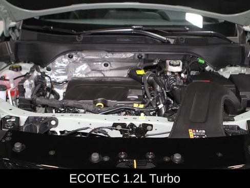 New 2026 Chevrolet Trax ACTIV w/ Driver Confidence Package FWD image 4