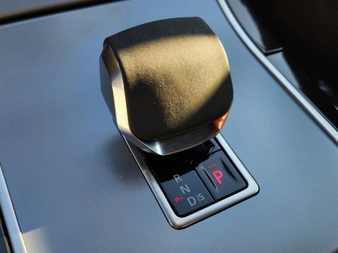 Certified 2024 Land Rover Range Rover Evoque S image 22