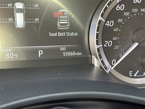 Used 2023 Toyota Highlander LE image 11