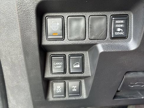 Used 2025 Nissan Frontier PRO-4X w/ Pro Convenience Package AWD/4WD image 26