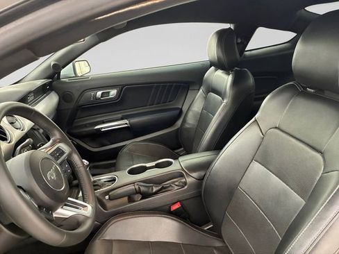 Used 2020 Ford Mustang GT Premium image 12