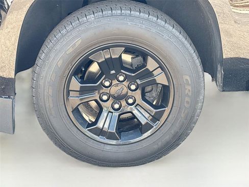 Used 2020 Chevrolet Tahoe LS w/ Enhanced Driver Alert Package RWD image 29