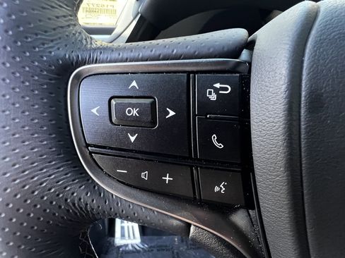 Used 2022 Lexus ES 350 F Sport w/ Accessory Package 2 image 18