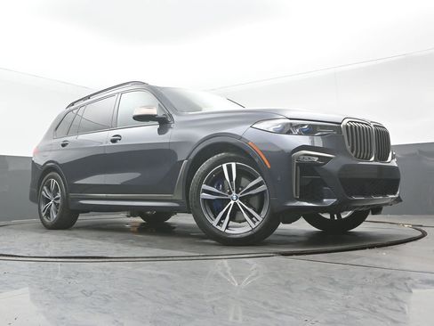 Used 2020 BMW X7 M50i w/ Executive Package AWD/4WD image 31
