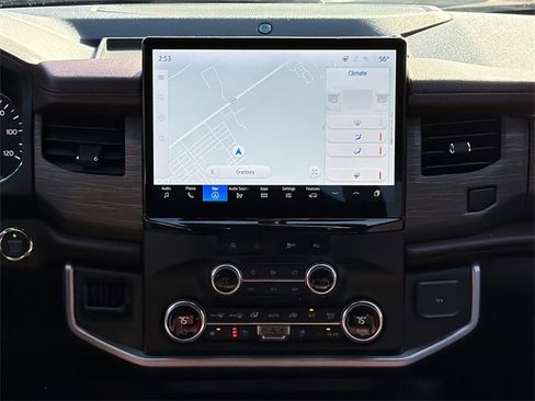 Used 2024 Ford Expedition Limited image 12