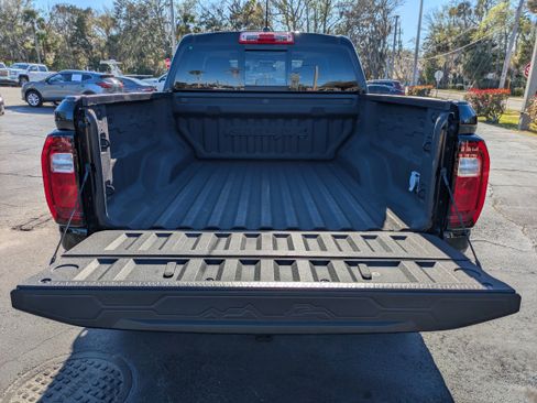 Certified 2023 GMC Canyon AT4X image 18