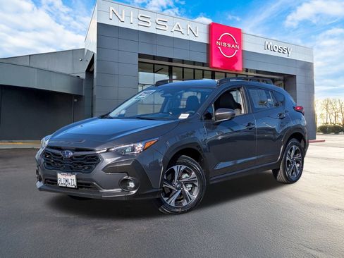 Used 2024 Subaru Crosstrek 2.0i Premium image 1
