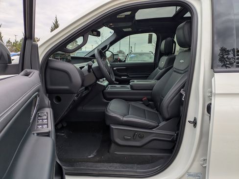 New 2025 Ford Expedition Max Platinum w/ Stealth Performance Package image 12