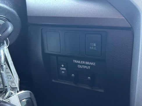 Used 2021 Toyota Tundra SR5 AWD/4WD image 16