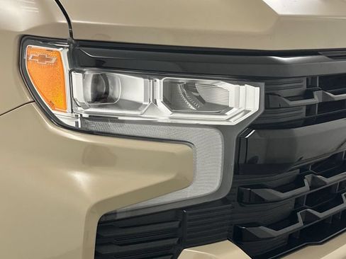 Used 2022 Chevrolet Silverado 1500 LT Trail Boss w/ LT Trail Boss Premium Package AWD/4WD image 25