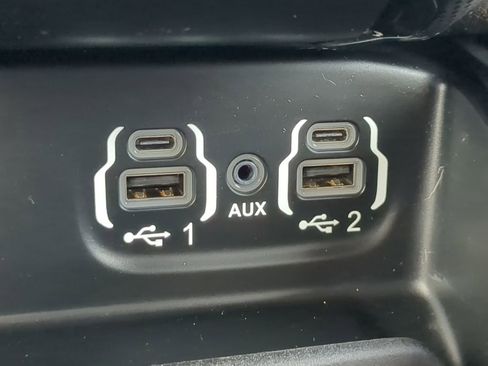 Used 2020 RAM 3500 Limited image 20