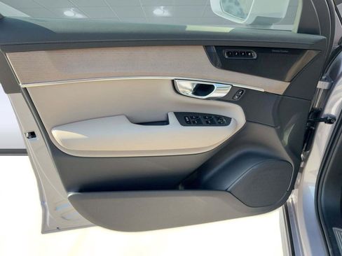 New 2026 Volvo XC90 B6 Plus w/ Protection Package Premier AWD/4WD image 21
