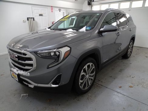 Used 2019 GMC Terrain SLT w/ Preferred Package image 17