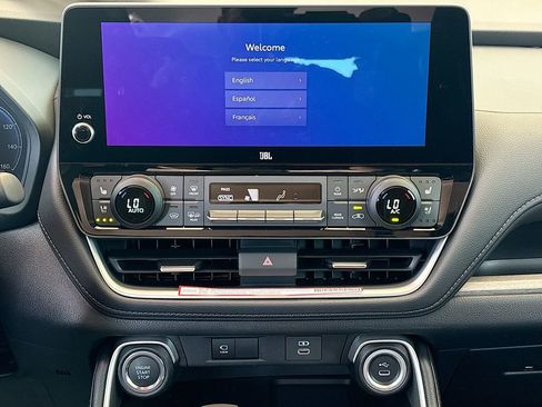 New 2026 Toyota Grand Highlander FWD image 14