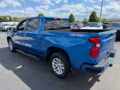 Used 2022 Chevrolet Silverado 1500 RST AWD/4WD image 6