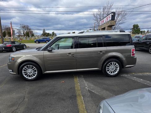 Used 2013 Ford Flex SEL image 6