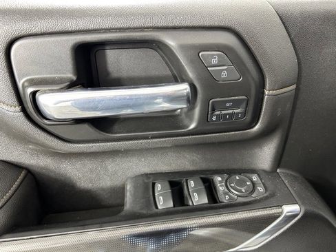 Used 2022 GMC Sierra 3500 AT4 image 20