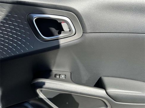 New 2025 Kia Soul S image 25