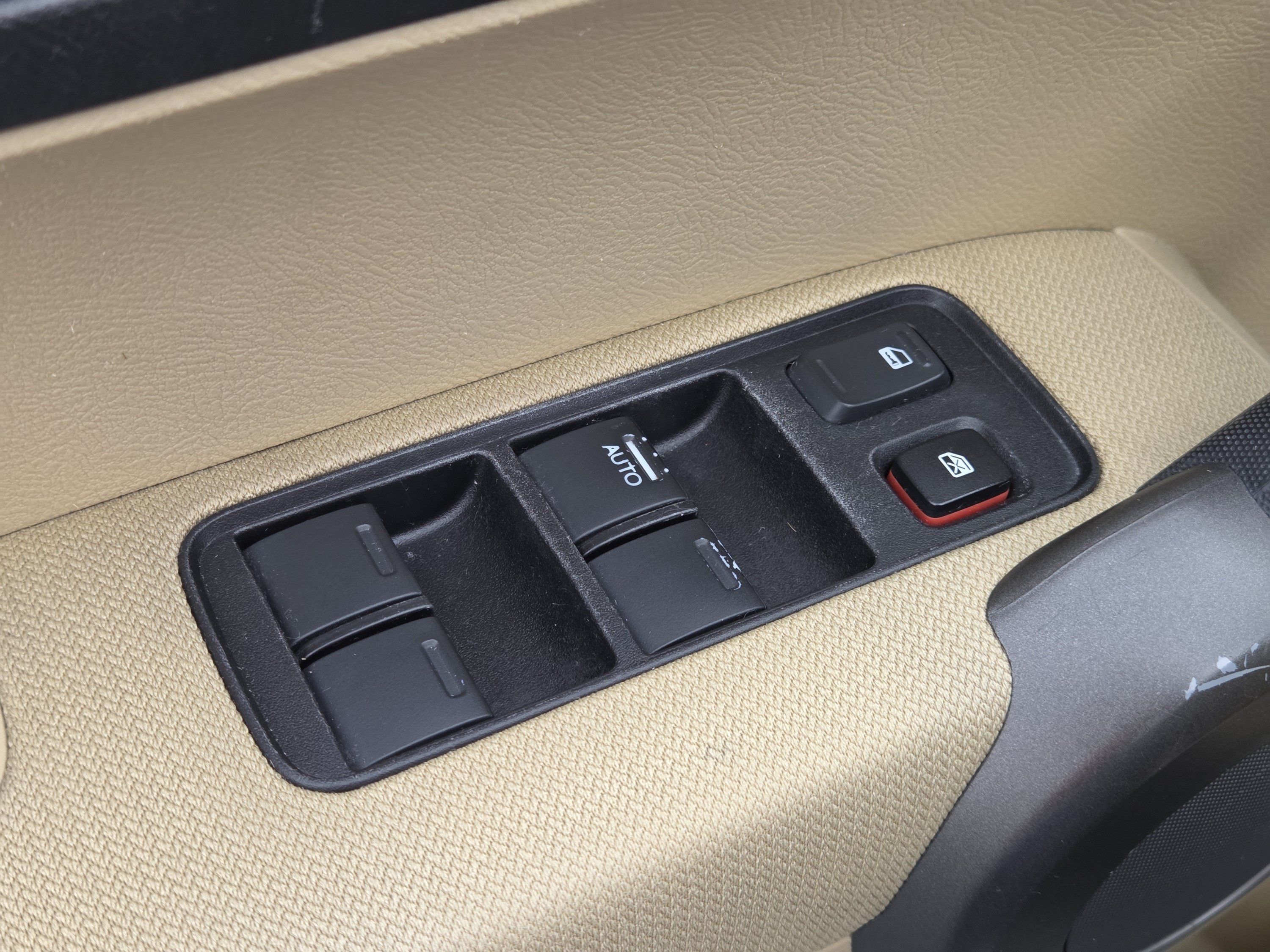 Used 2011 Honda CR-V EX image 25