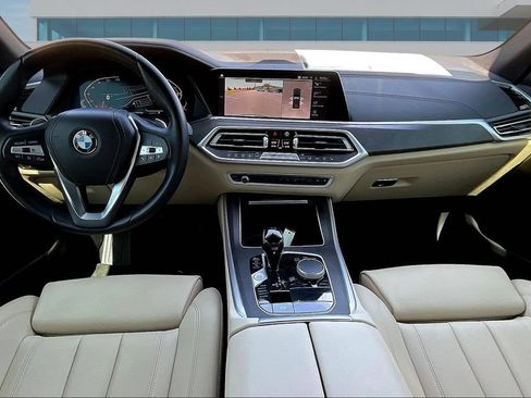 Used 2022 BMW X5 xDrive40i w/ Parking Assistance Package AWD/4WD image 7