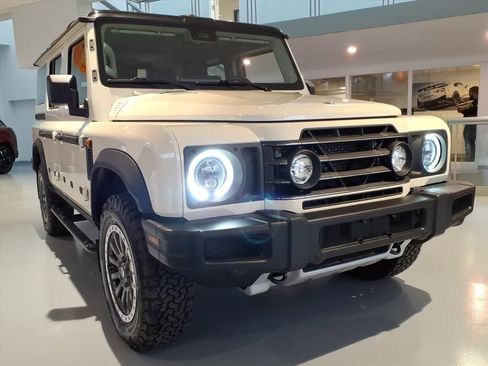 Used 2024 INEOS Grenadier Fieldmaster Edition image 9