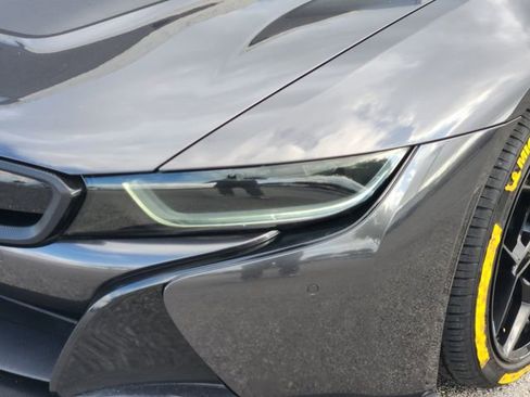 Used 2019 BMW i8 Coupe AWD/4WD image 6