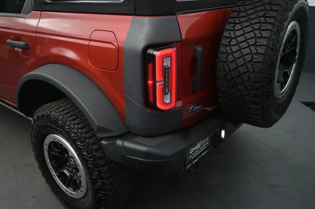 Used 2022 Ford Bronco Badlands w/ Sasquatch Package AWD/4WD image 15
