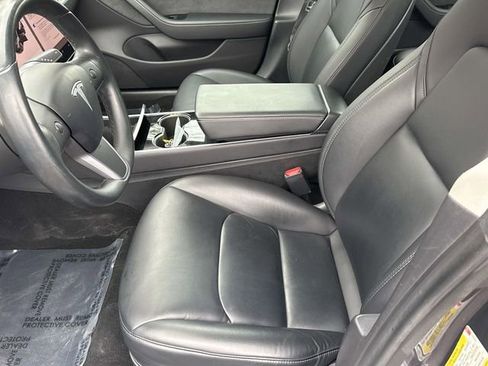 Used 2018 Tesla Model 3 Performance image 14