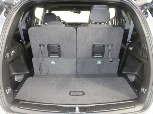 New 2025 Jeep Grand Cherokee L Laredo image 19