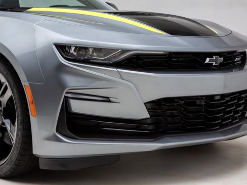 Used 2023 Chevrolet Camaro SS image 32