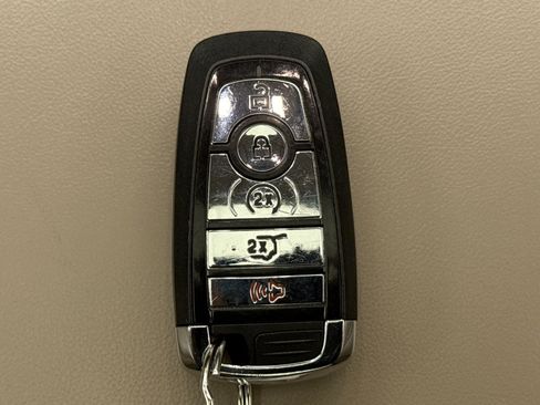Used 2022 Lincoln Nautilus Reserve w/ Equipment Group 201A AWD/4WD image 26