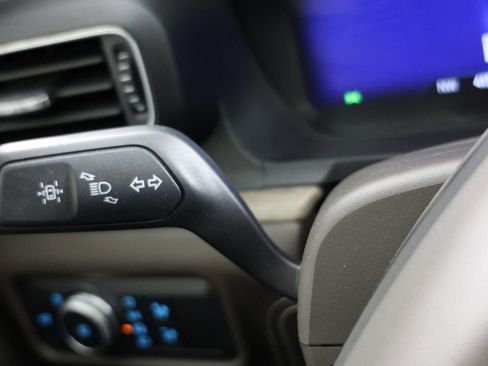 Used 2020 Ford Explorer Platinum w/ Premium Technology Package image 29