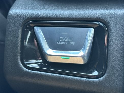 Used 2026 GMC Yukon AT4 image 35