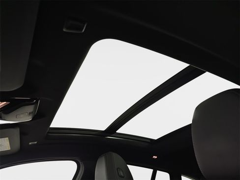 Certified 2023 BMW X4 xDrive30i w/ Premium Package image 30