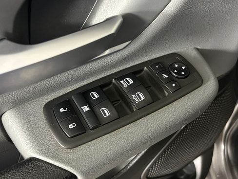 Used 2021 RAM 1500 Big Horn RWD image 14