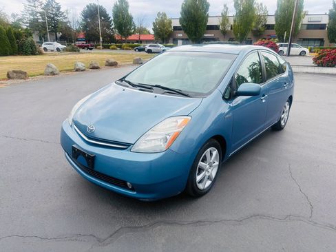 Used 2007 Toyota Prius Touring FWD image 1