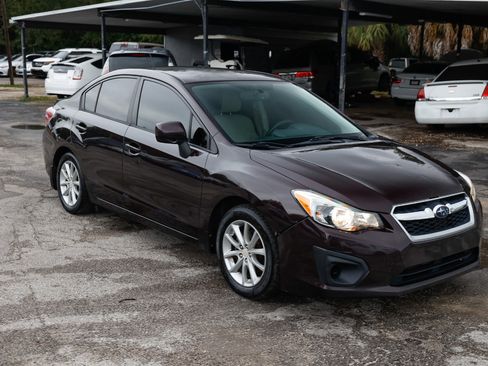Used 2013 Subaru Impreza 2.0i Premium w/ All-Weather Pkg image 15