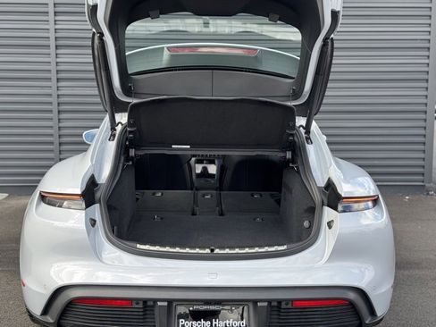 New 2024 Porsche Taycan GTS image 40