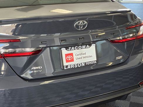 Certified 2025 Toyota Camry SE AWD/4WD image 10