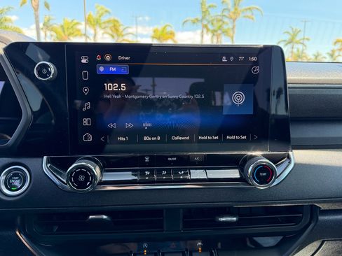 Used 2023 Chevrolet Colorado W/T RWD image 11