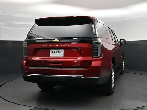 New 2026 Chevrolet Suburban LT w/ Comfort Package RWD image 7