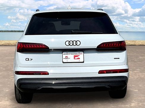 Used 2022 Audi Q7 2.0T Premium Plus w/ Premium Plus Package AWD/4WD image 5
