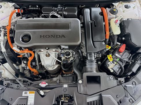 Used 2024 Honda Accord EX-L image 10