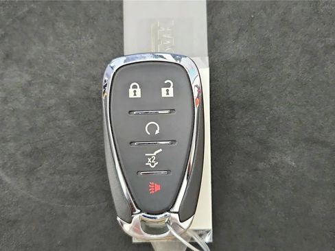 Used 2022 Chevrolet Traverse LT FWD image 14