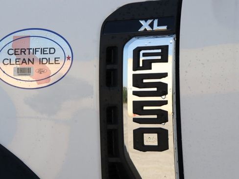 New 2025 Ford F550 4x4 Regular Cab Super Duty image 19