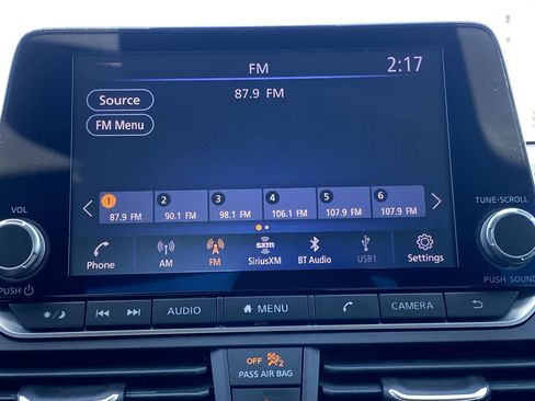 Used 2023 Nissan Altima 2.5 SR AWD/4WD image 16